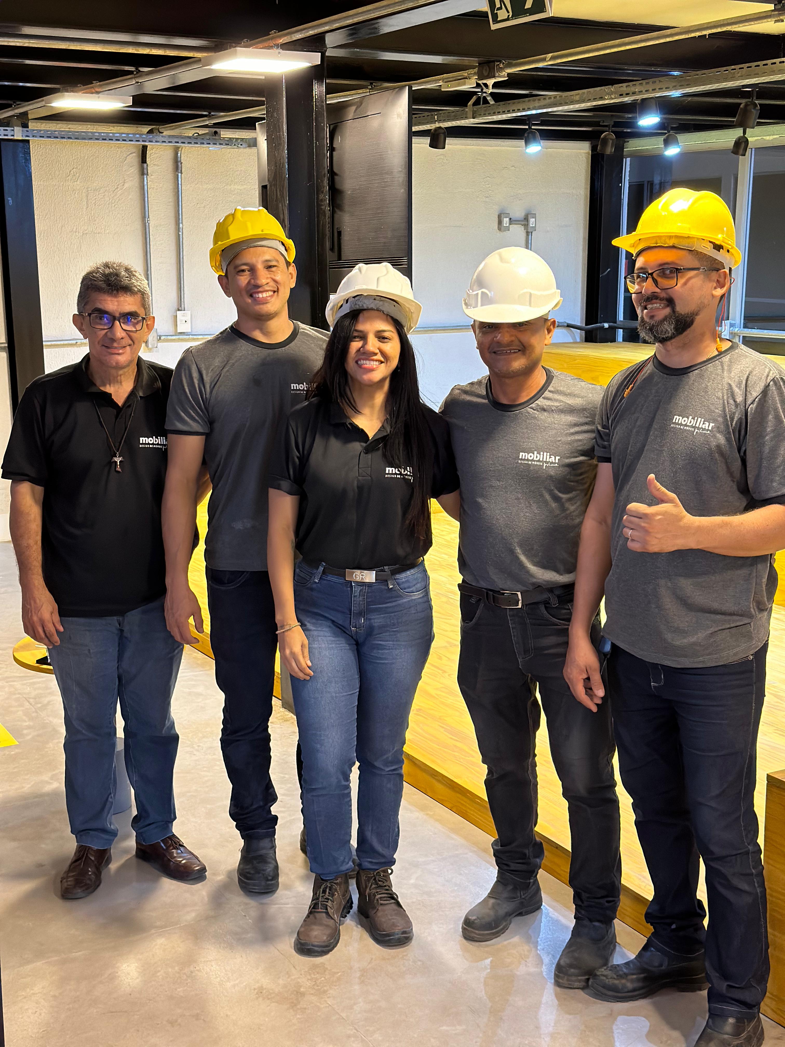 Nathalia com a equipe da Mobiliar Prime